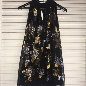 Thalia Sodii Sleeveless Keyhole Top